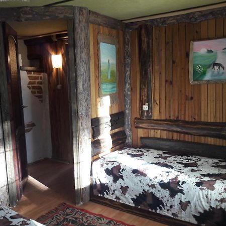 Aghrousadba Zapovednyi Ostrov Hotel Sho Kültér fotó